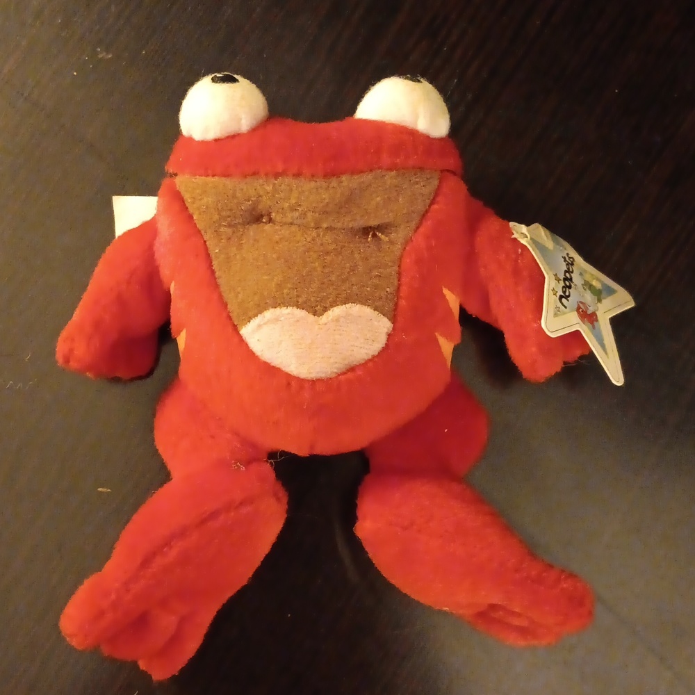 NEOPET RED QUIGGLE